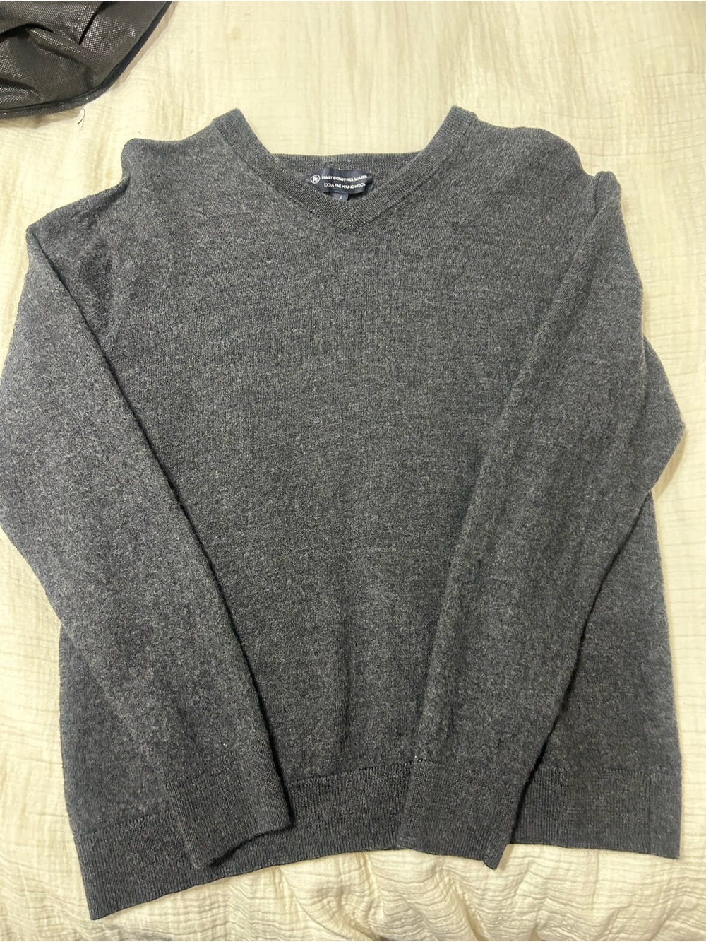 Hart Schaffner Marx Men's V-Neck Sweater — Charcoal Gray